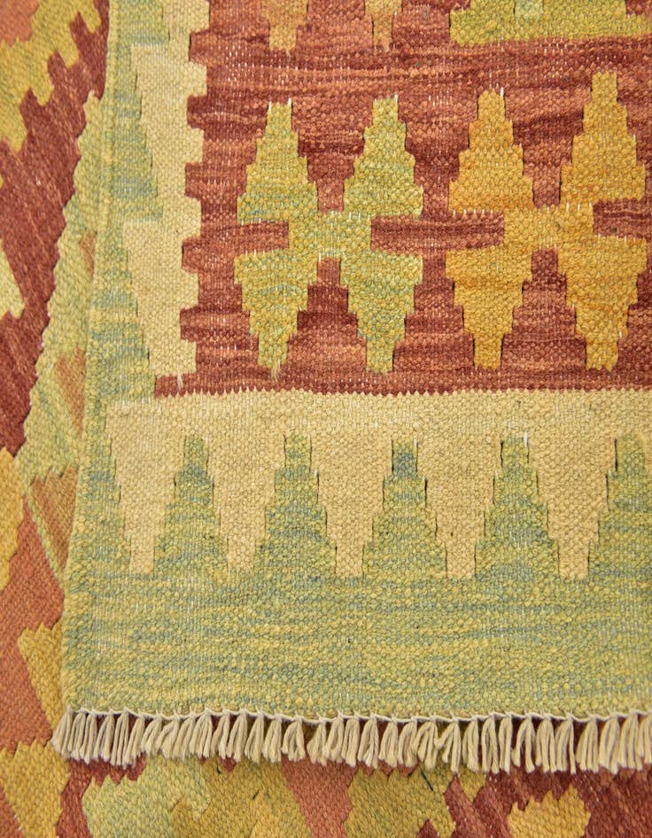Detail image of  2' 8 x 4' 9  Hand Woven Kilim Waziri Wool Rug