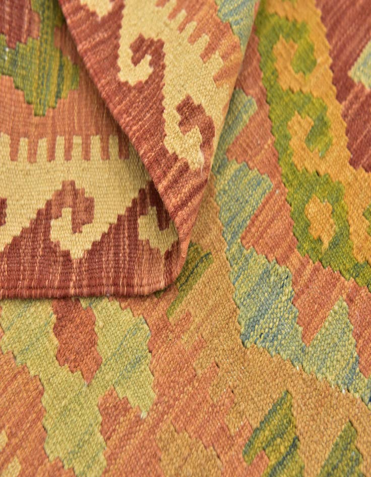 Detail image of  2' 10 x 4' 3  Hand Woven Kilim Waziri Wool Rug