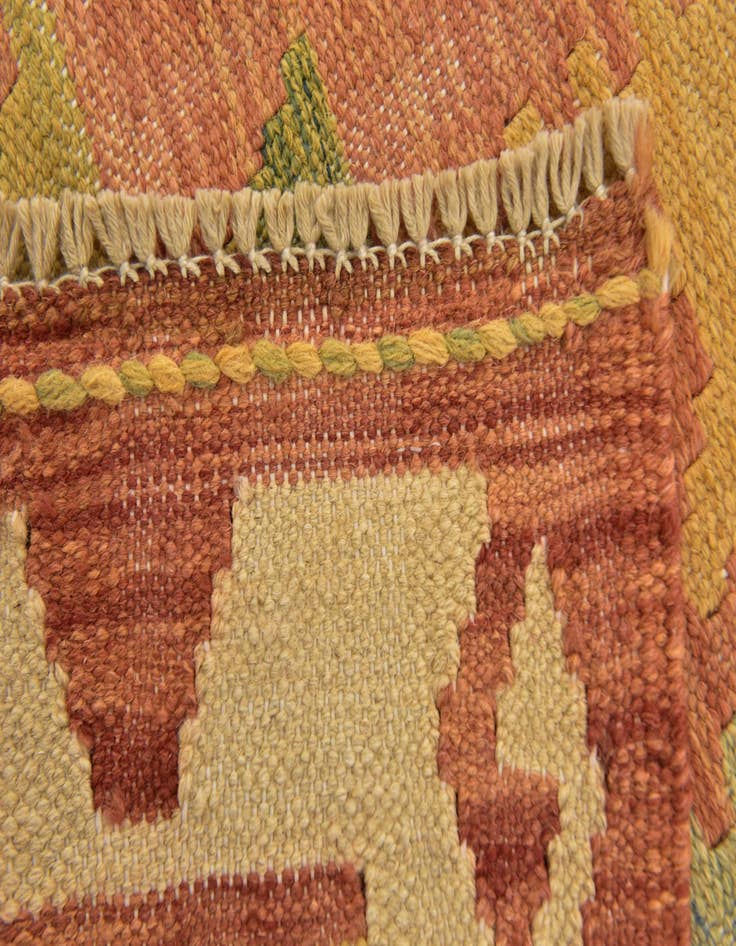 Detail image of  2' 10 x 4' 10  Hand Woven Kilim Waziri Wool Rug