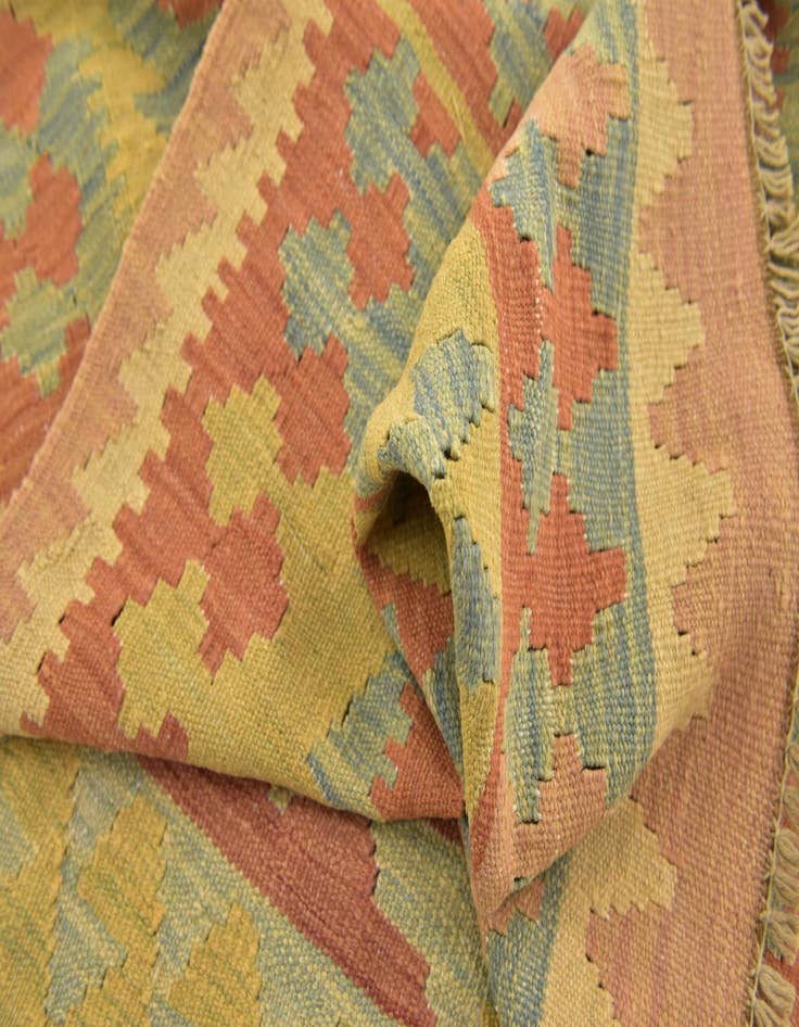 Detail image of  2' 8 x 4' 2  Hand Woven Kilim Waziri Wool Rug