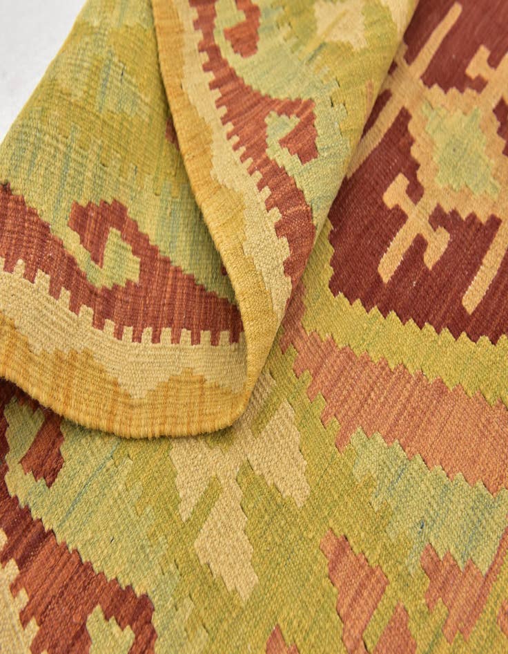Detail image of  3' 3 x 5'  Hand Woven Kilim Waziri Wool Rug
