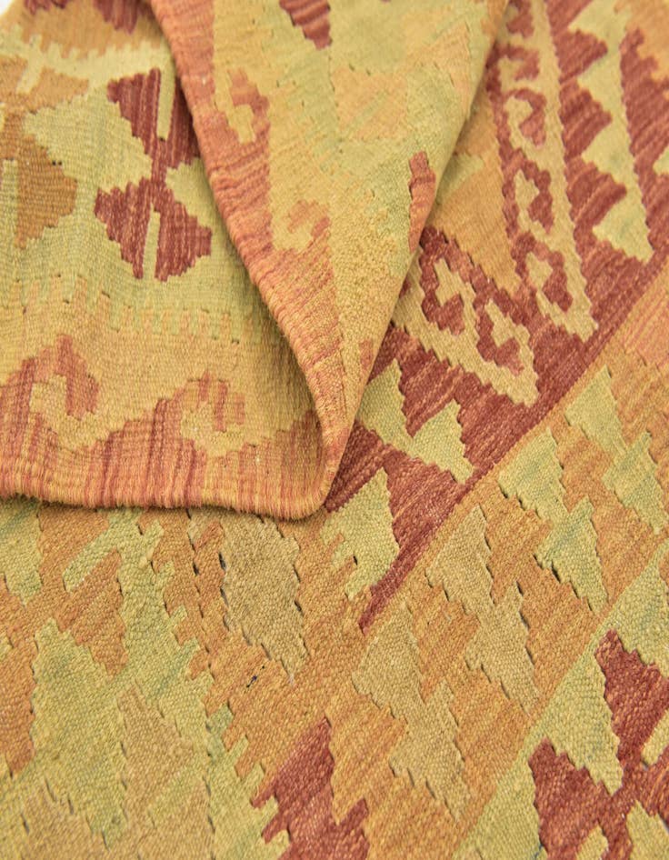 Detail image of  3' 3 x 4' 9  Hand Woven Kilim Waziri Wool Rug