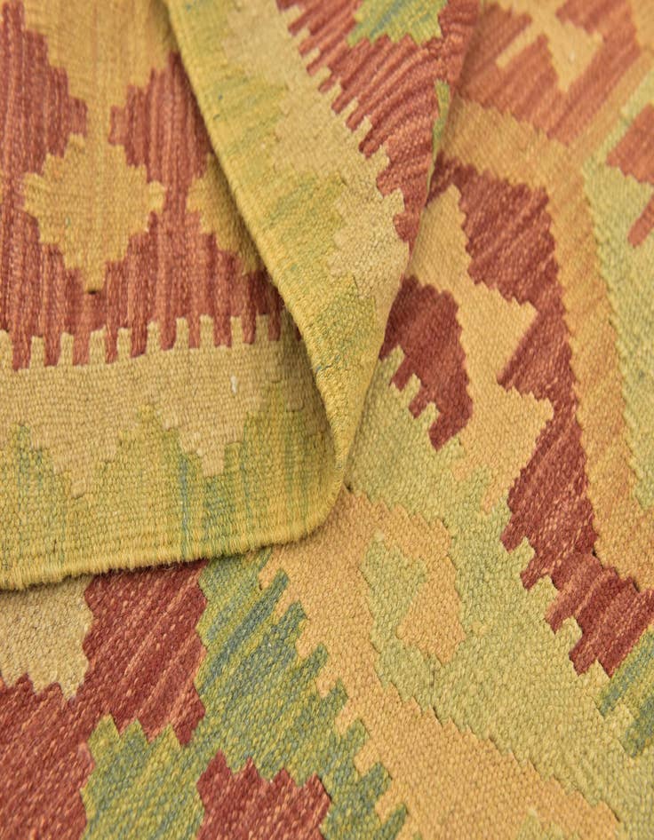 Detail image of  3' 4 x 5' 2  Hand Woven Kilim Waziri Wool Rug