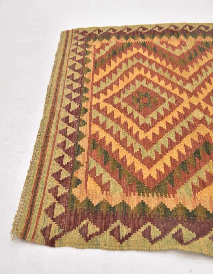 Detail image of  3' x 4' 5  Hand Woven Kilim Waziri Wool Rug
