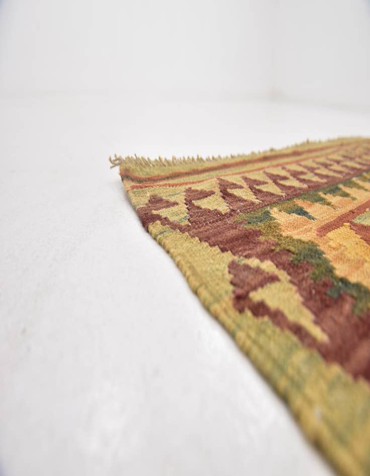 Detail image of  3' x 4' 5  Hand Woven Kilim Waziri Wool Rug