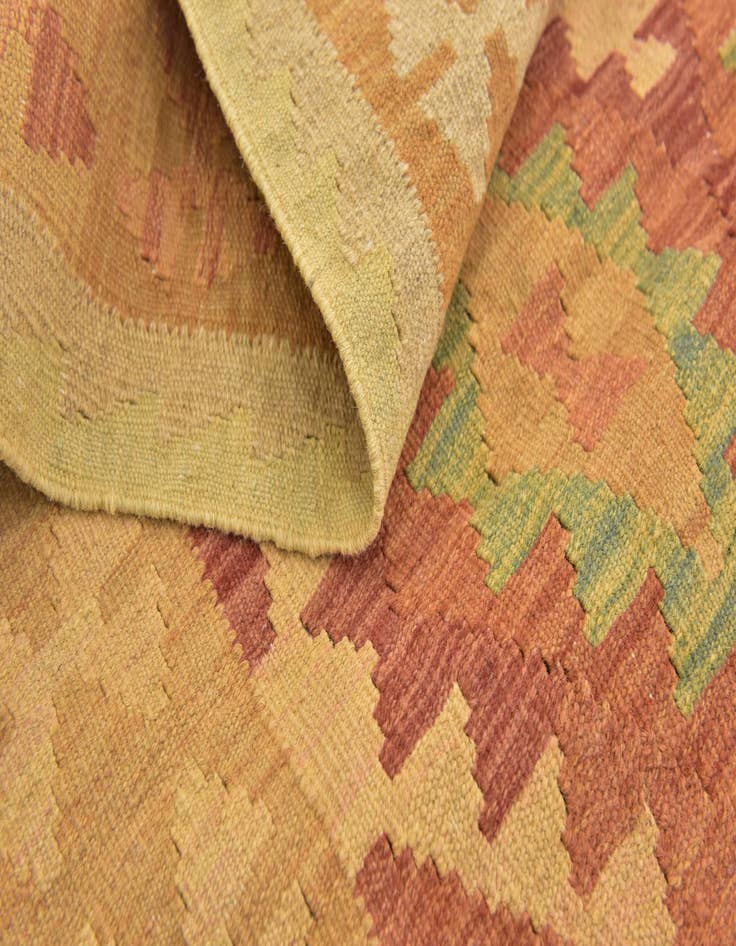Detail image of  3' 4 x 5'  Hand Woven Kilim Waziri Wool Rug