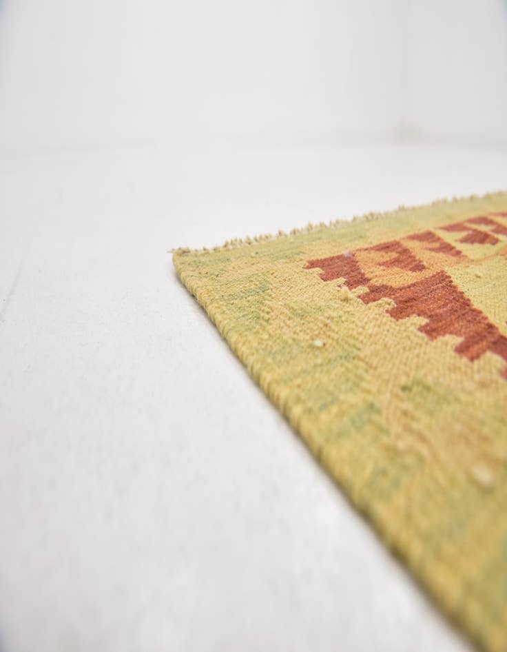 Detail image of  3' 2 x 4' 10  Hand Woven Kilim Waziri Wool Rug