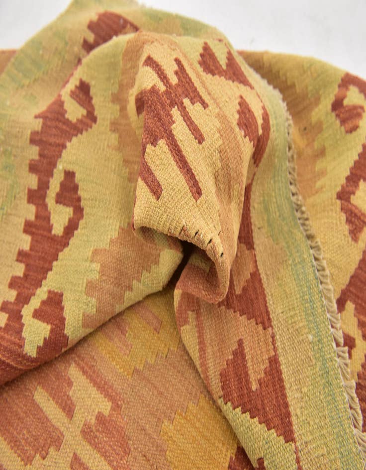 Detail image of  3' 2 x 4' 10  Hand Woven Kilim Waziri Wool Rug