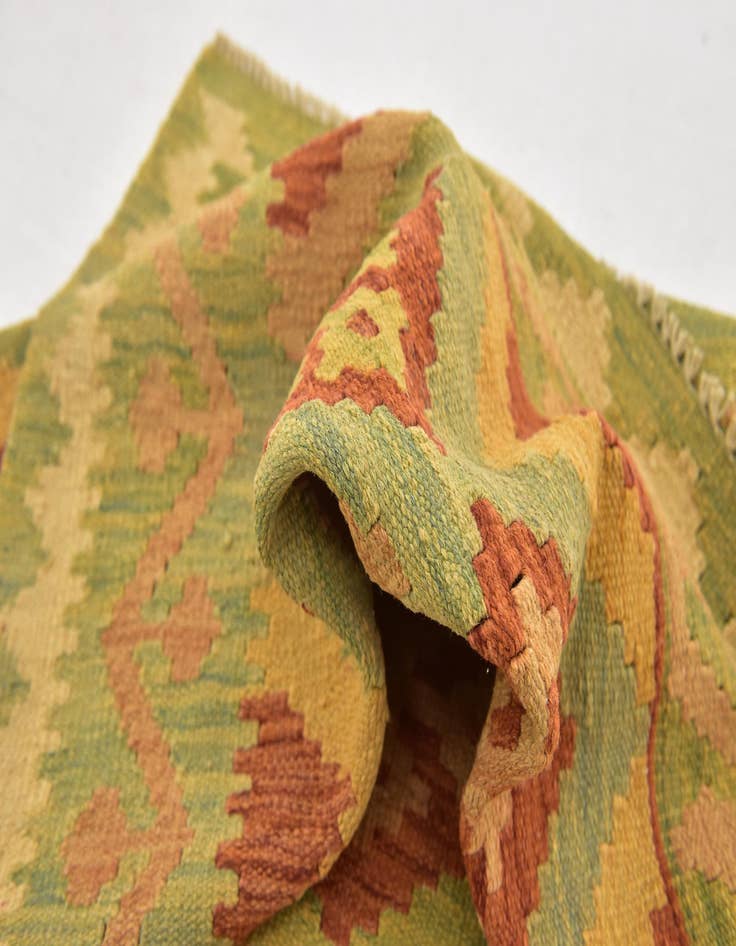 Detail image of  3' x 5'  Hand Woven Kilim Waziri Wool Rug