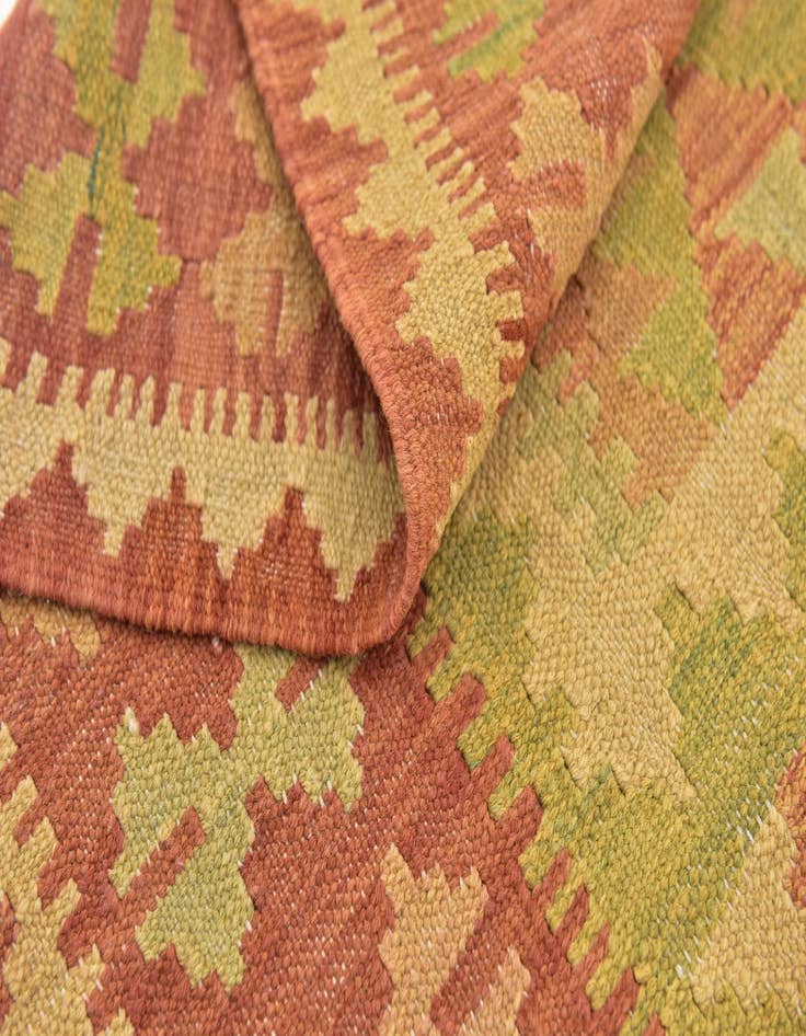 Detail image of  3' 4 x 5'  Hand Woven Kilim Waziri Wool Rug