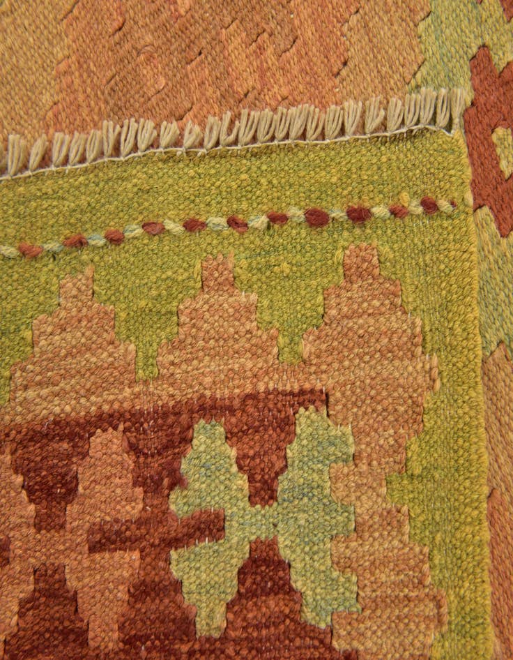 Detail image of  3' x 4' 10  Hand Woven Kilim Waziri Wool Rug