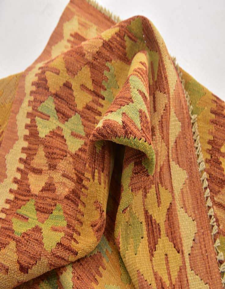 Detail image of  3' x 4' 10  Hand Woven Kilim Waziri Wool Rug