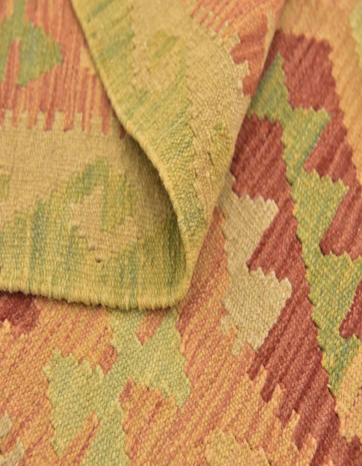 Detail image of  3' 3 x 5'  Hand Woven Kilim Waziri Wool Rug