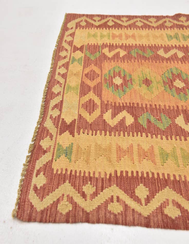 Detail image of  3' 2 x 4' 10  Hand Woven Kilim Waziri Wool Rug