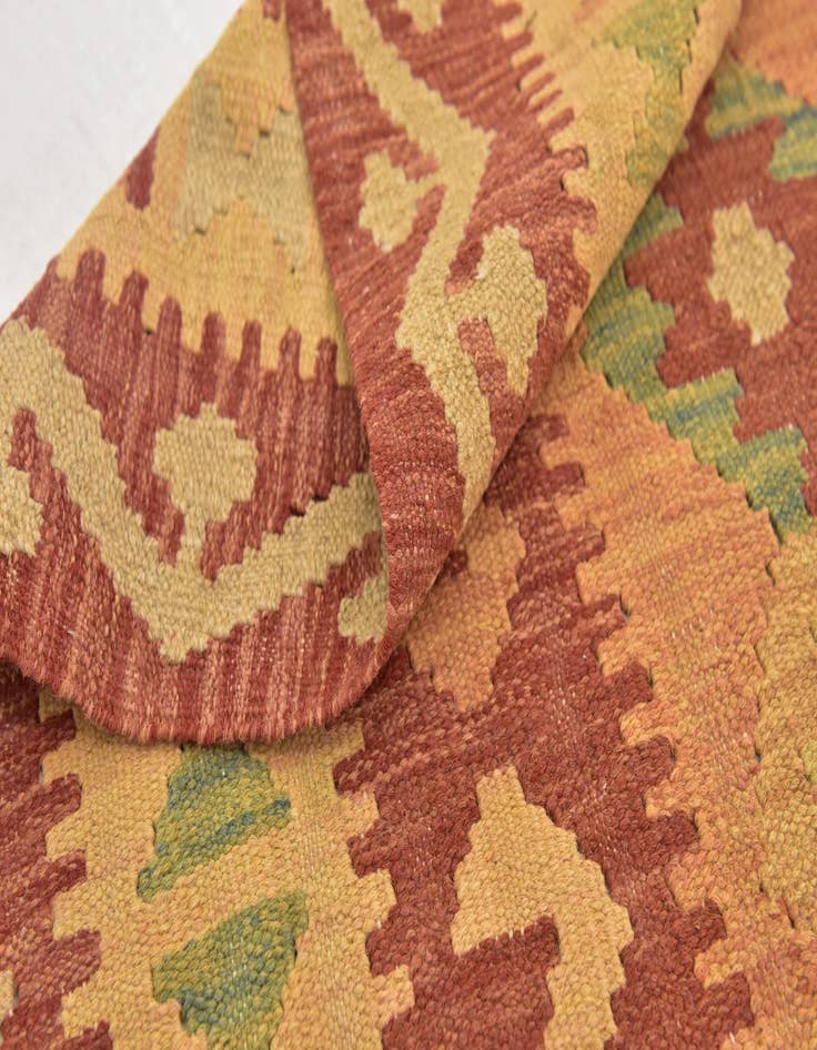 Detail image of  3' 2 x 4' 10  Hand Woven Kilim Waziri Wool Rug