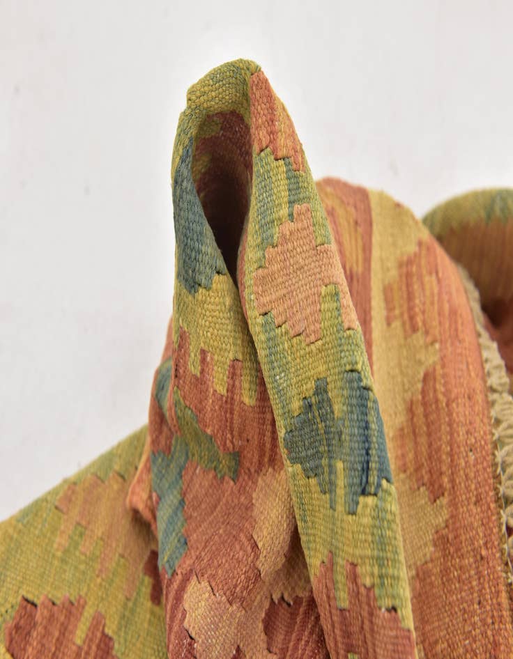 Detail image of  3' 2 x 5'  Hand Woven Kilim Waziri Wool Rug