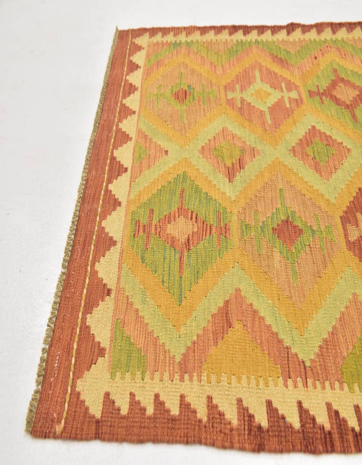 Detail image of  3' x 4' 10  Hand Woven Kilim Waziri Wool Rug