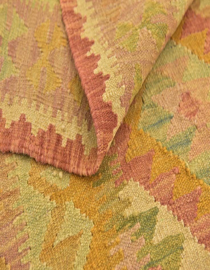 Detail image of  3' x 5'  Hand Woven Kilim Waziri Wool Rug