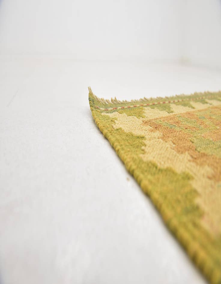 Detail image of  3' 2 x 4' 10  Hand Woven Kilim Waziri Wool Rug