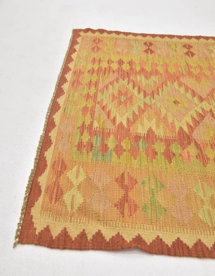 Detail image of  3' 3 x 5' 2  Hand Woven Kilim Waziri Wool Rug