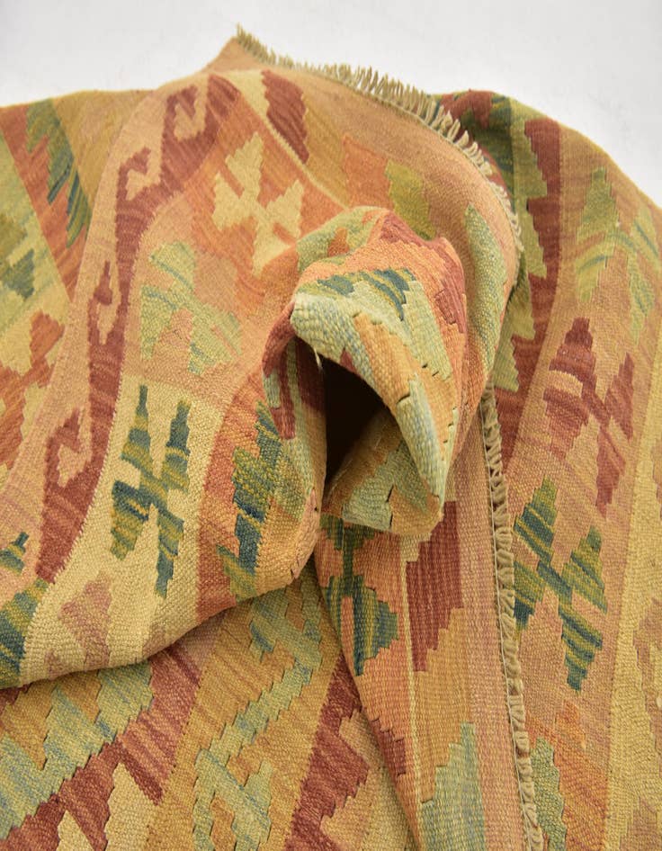 Detail image of  3' 2 x 4' 10  Hand Woven Kilim Waziri Wool Rug