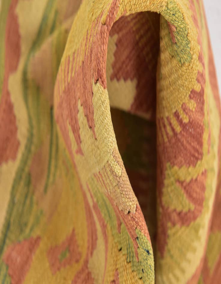 Detail image of  3' 3 x 4' 10  Hand Woven Kilim Waziri Wool Rug