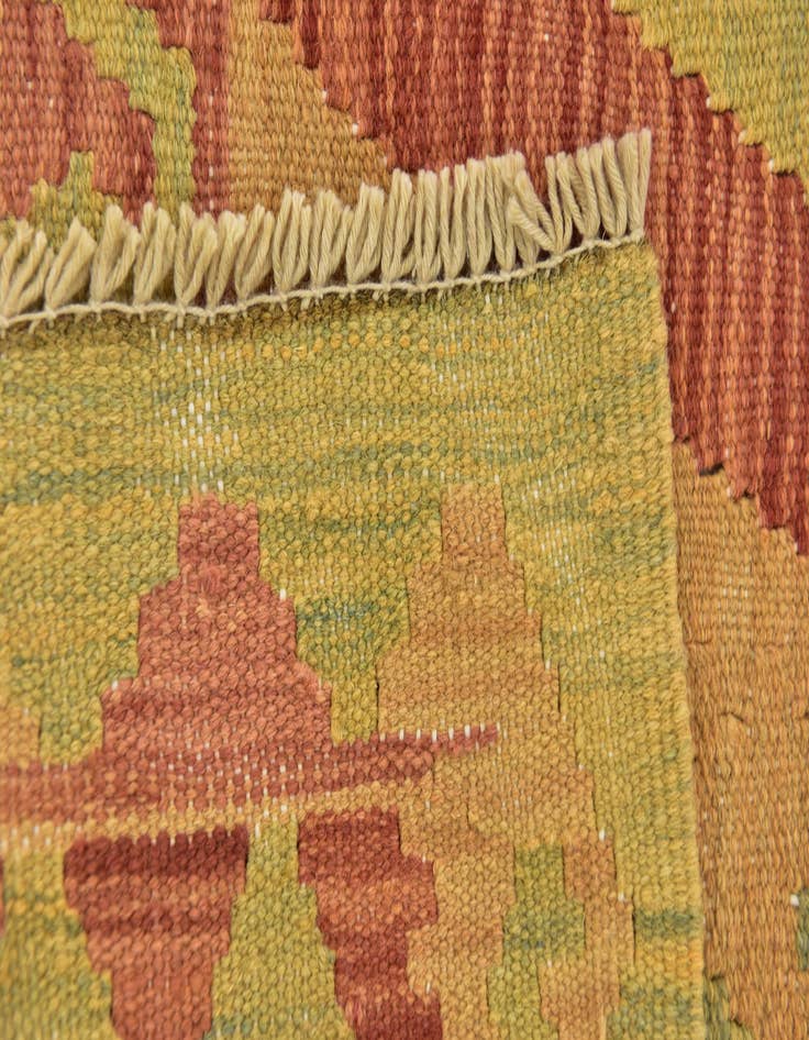 Detail image of  3' 4 x 5'  Hand Woven Kilim Waziri Wool Rug