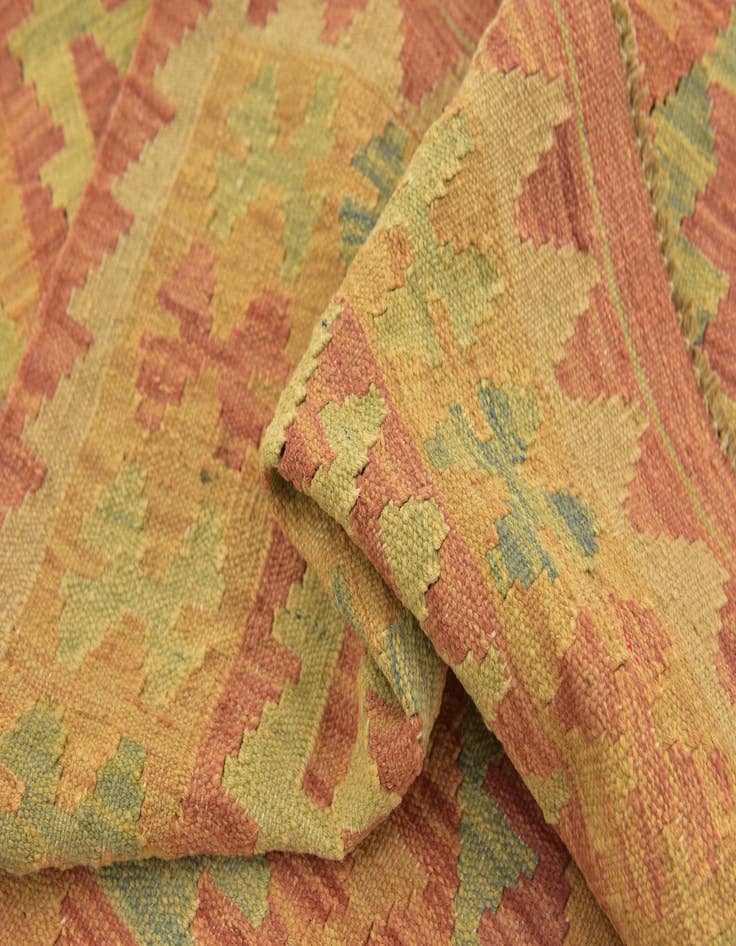 Detail image of  3' 7 x 5'  Hand Woven Kilim Waziri Wool Rug