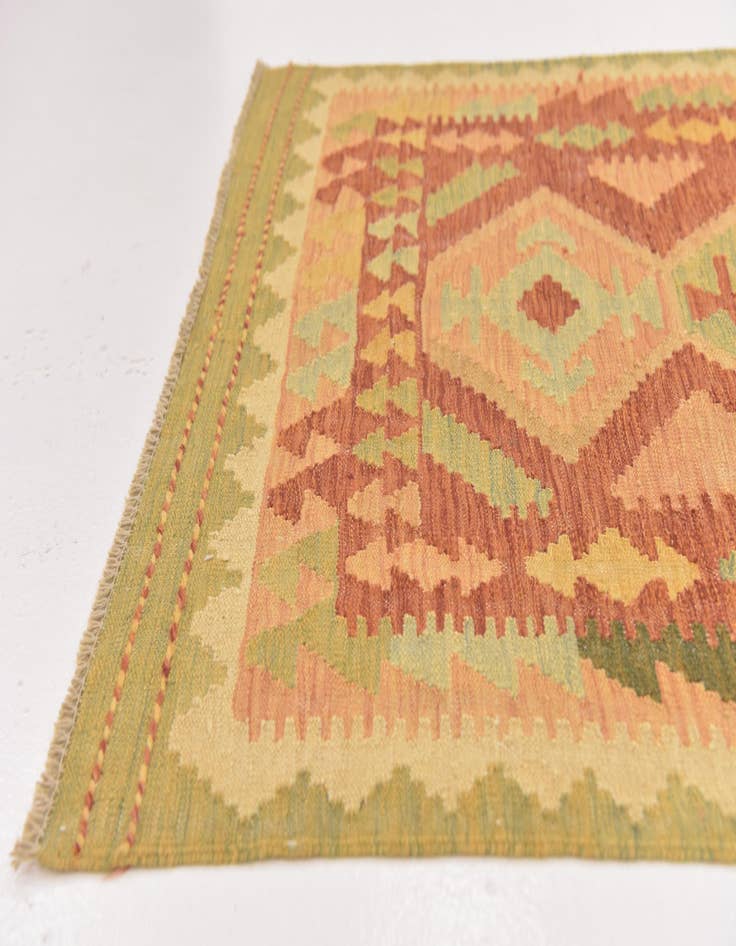 Detail image of  3' 2 x 4' 10  Hand Woven Kilim Waziri Wool Rug