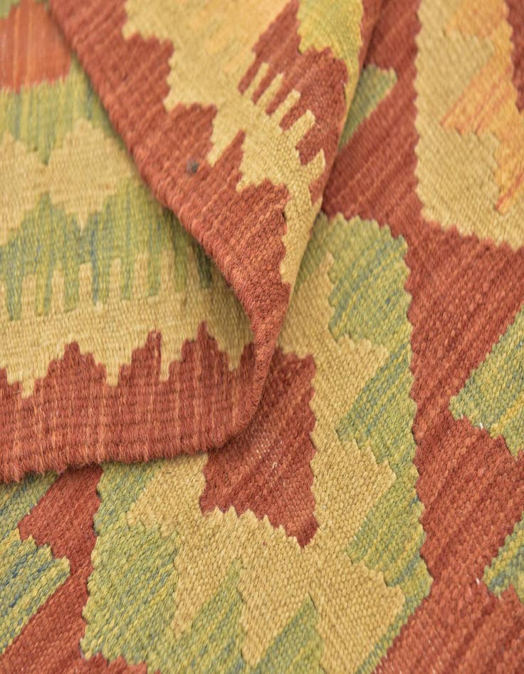 Detail image of  2' 10 x 4'  Hand Woven Kilim Waziri Wool Rug