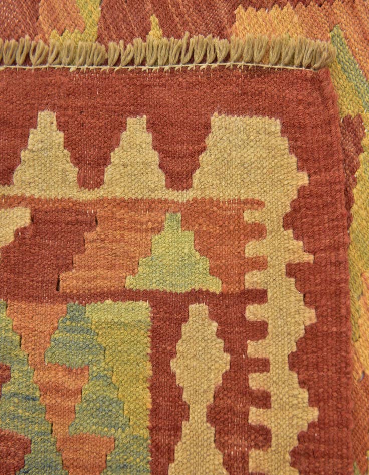 Detail image of  2' 10 x 4'  Hand Woven Kilim Waziri Wool Rug