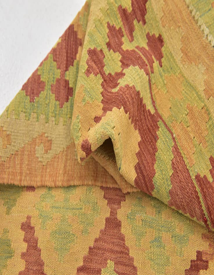 Detail image of  2' 7 x 4'  Hand Woven Kilim Waziri Wool Rug