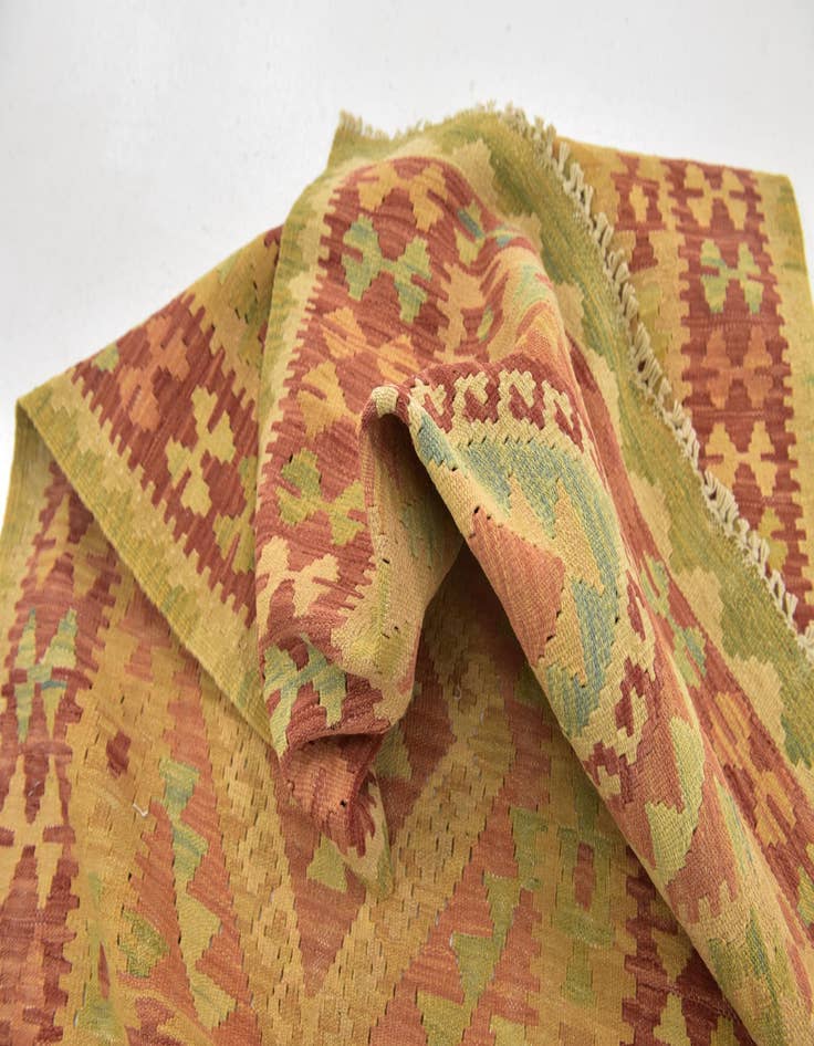 Detail image of  2' 8 x 4' 9  Hand Woven Kilim Waziri Wool Rug