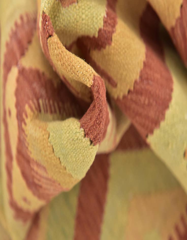 Detail image of  2' 8 x 4' 3  Hand Woven Kilim Waziri Wool Rug