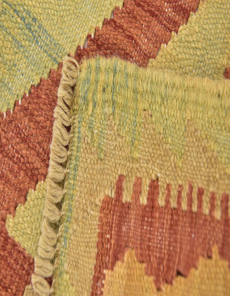 Detail image of  2' 8 x 4' 3  Hand Woven Kilim Waziri Wool Rug