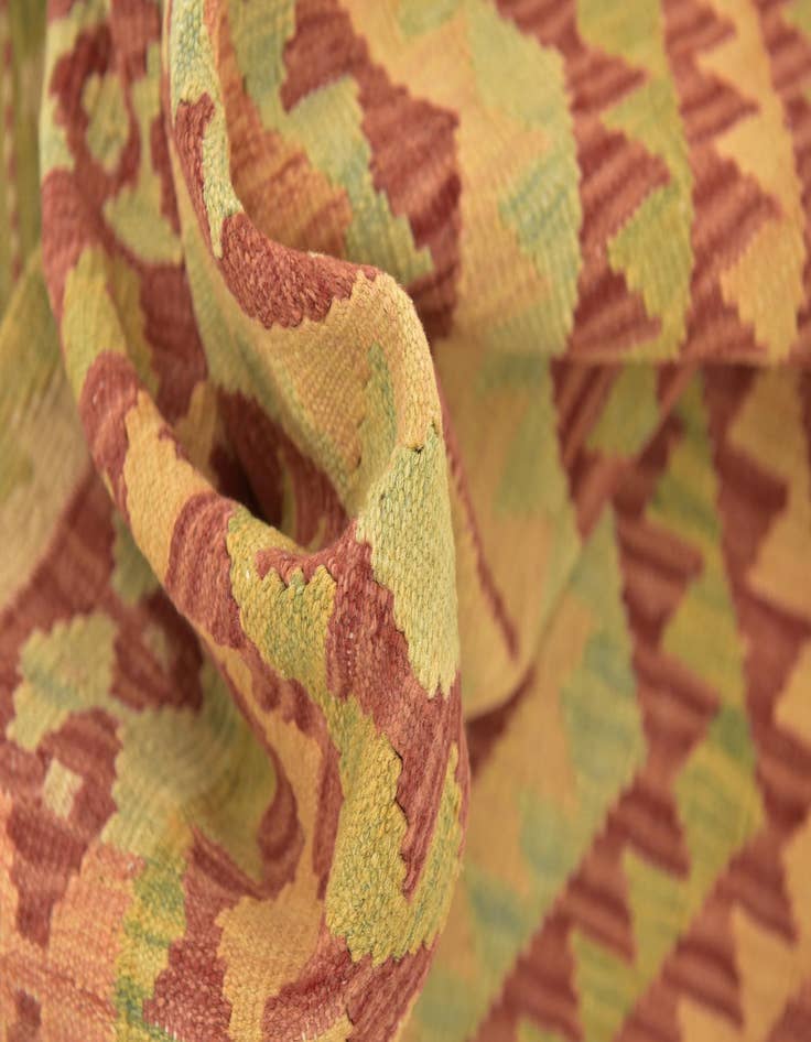 Detail image of  2' 10 x 4'  Hand Woven Kilim Waziri Wool Rug