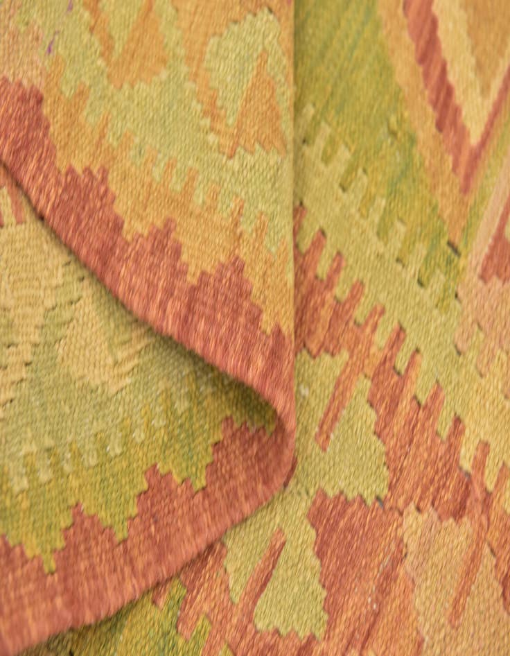 Detail image of  3' 3 x 4' 8  Hand Woven Kilim Waziri Wool Rug