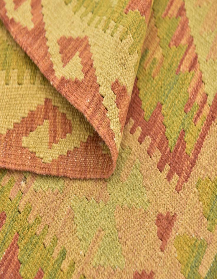 Detail image of  3' 3 x 5'  Hand Woven Kilim Waziri Wool Rug