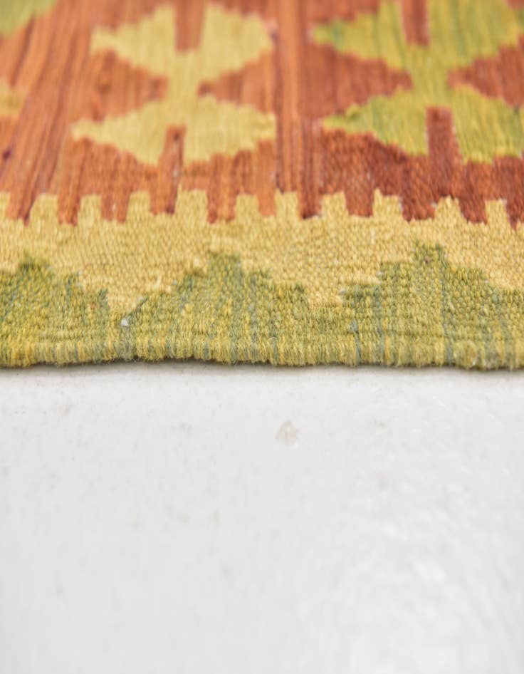 Detail image of 3' 2 x 5' Hand Woven Kilim Waziri Wool Rug