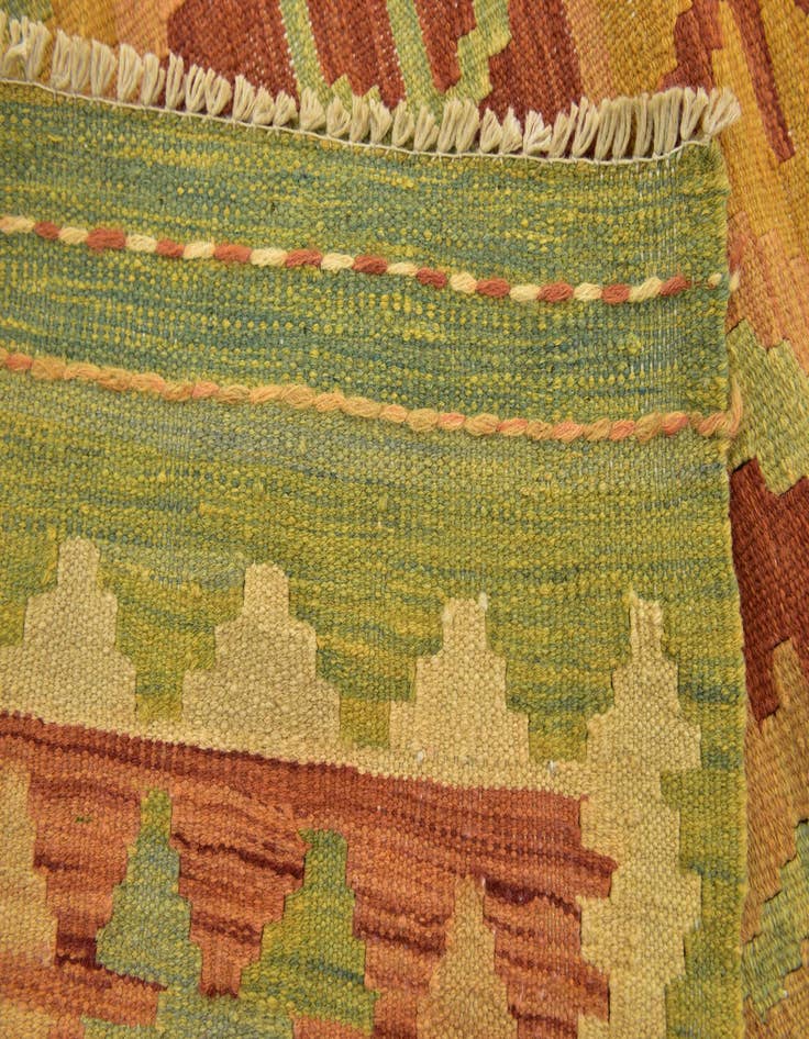 Detail image of 3' 2 x 5' Hand Woven Kilim Waziri Wool Rug