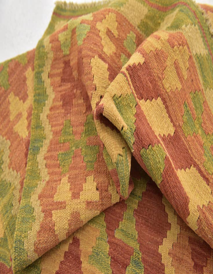 Detail image of  2' 6 x 4' 5  Hand Woven Kilim Waziri Wool Rug