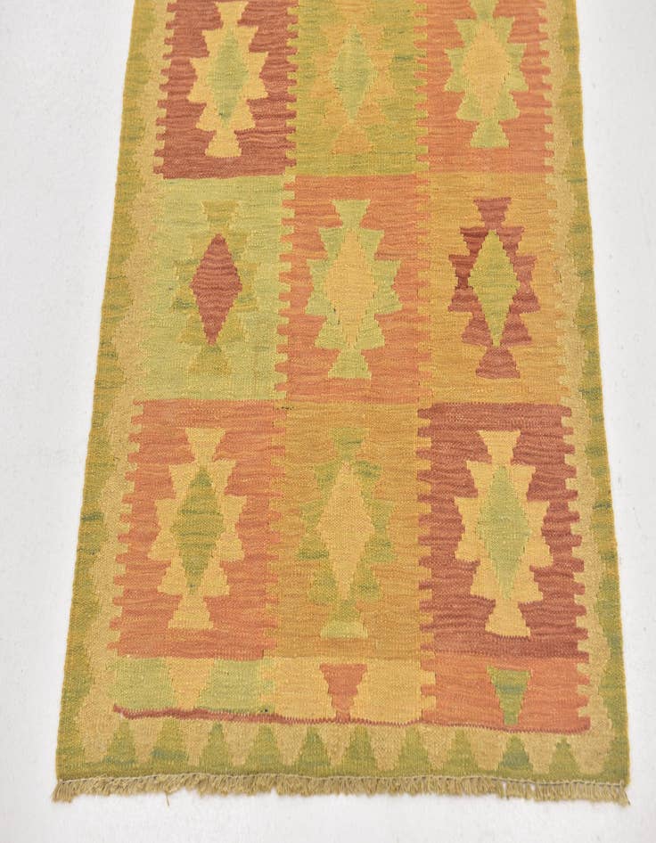 Detail image of  2' 6 x 4' 3  Hand Woven Kilim Waziri Wool Rug