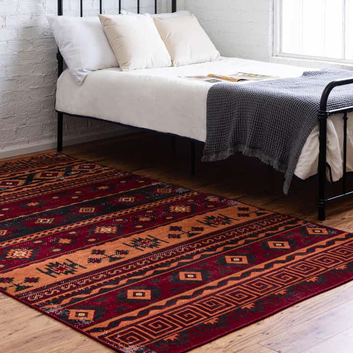 Rust Red 3' 3 x 5' 3 Lucerne Rug | Rugs.com