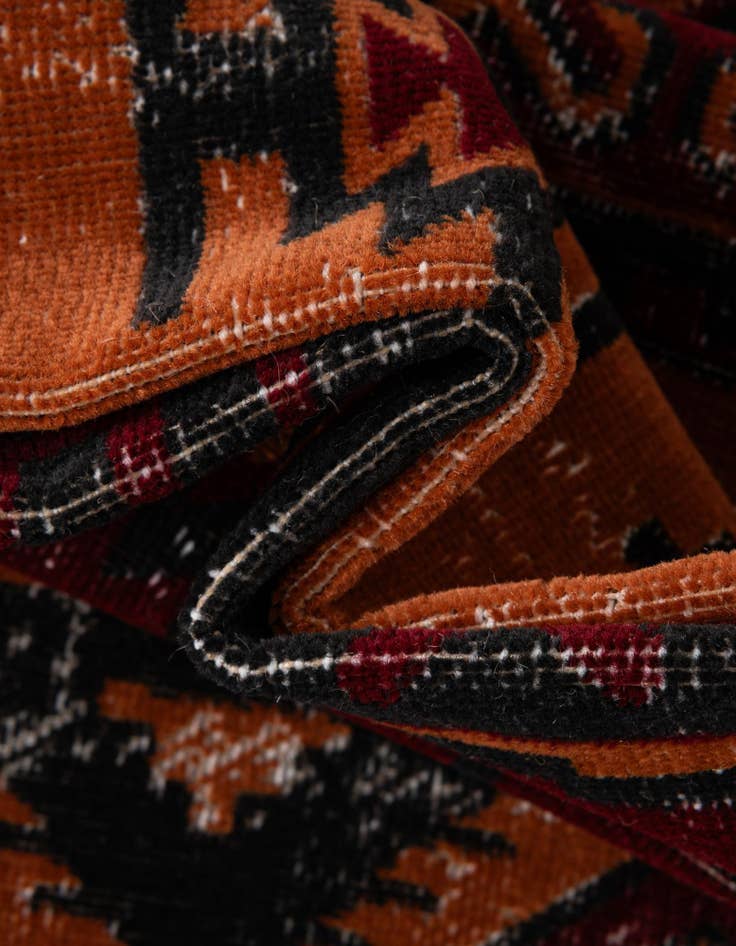 Detail image of  5' 3 x 8' Lucerne Rug