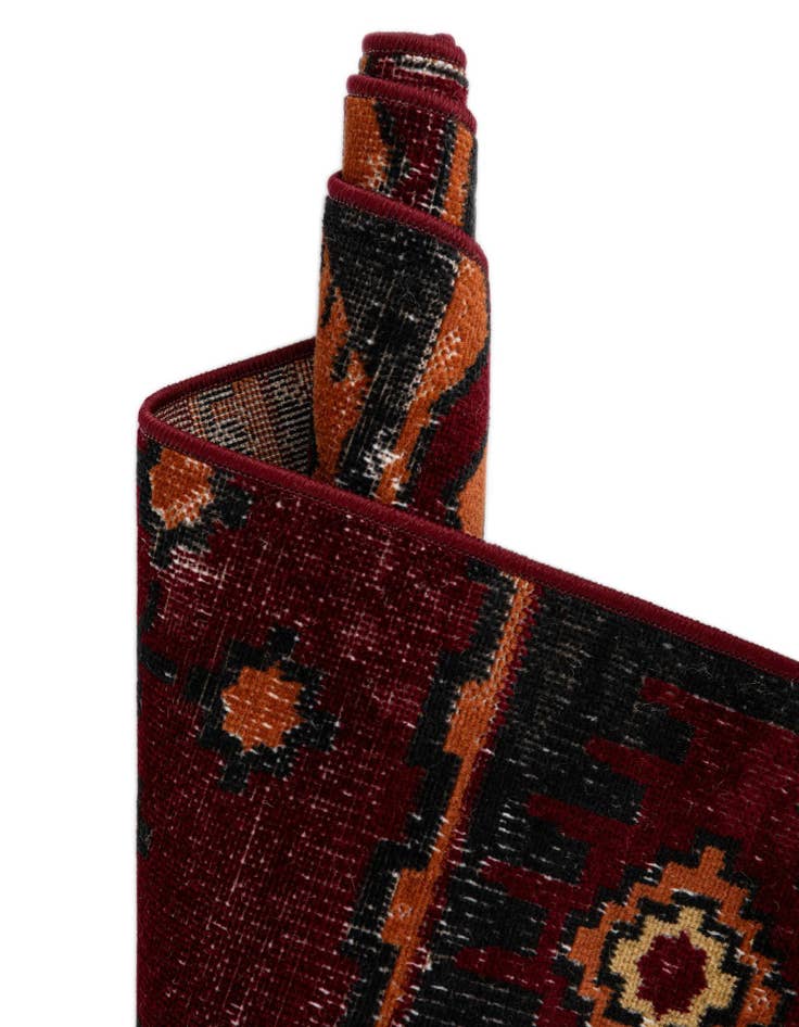 Detail image of  5' 3 x 8' Lucerne Rug