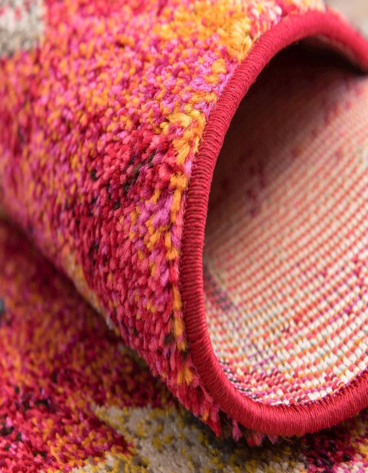 Detail image of  5' x 8'  Washable Mesa Rug