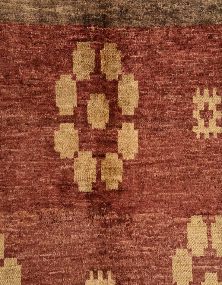 Detail image of  5' x 6' 4  Hand Knotted Modern Ziegler Rug
