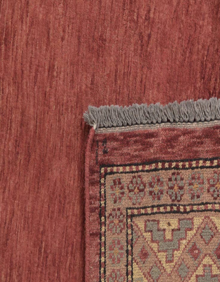 Detail image of  4' 2 x 5' 9  Hand Knotted Modern Ziegler Rug