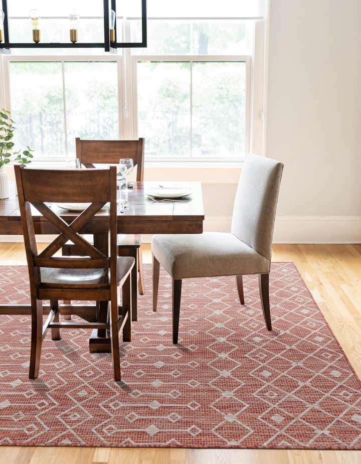 Rust Red 7' x 10' Lattice Indoor / Outdoor Rug | Rugs.com