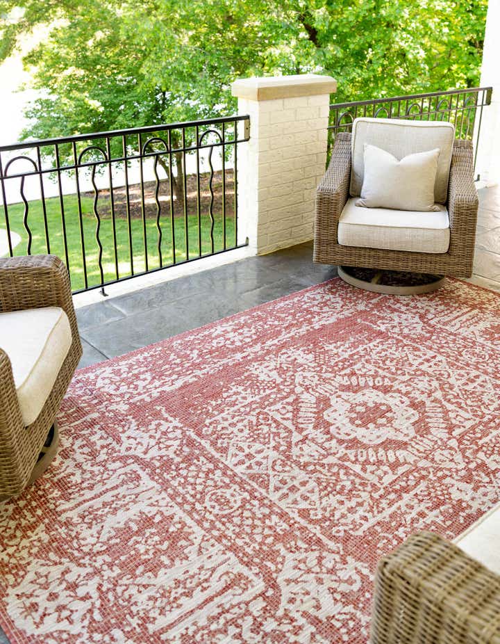 Rust Red 6' x 9' Traditional Indoor / Outdoor Rug | Rugs.com